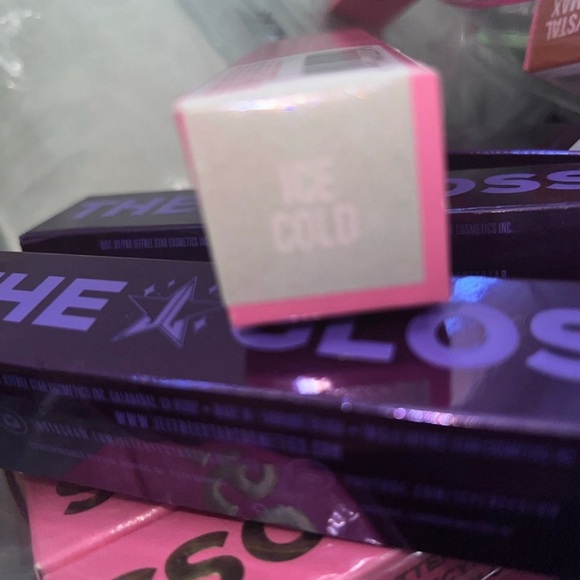 Jeffree Star The Gloss Ice Cold - Picture 4 of 4